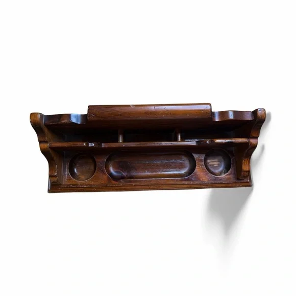 Vintage Ethan Allen Solid Wood Wall Mount Pipe Rack Tobacco Smoking Organizer