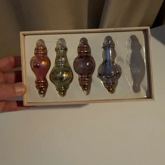 Vintage Hand Blown Glass Christmas Ornaments Gold Gilt‎ Finial Set of 4