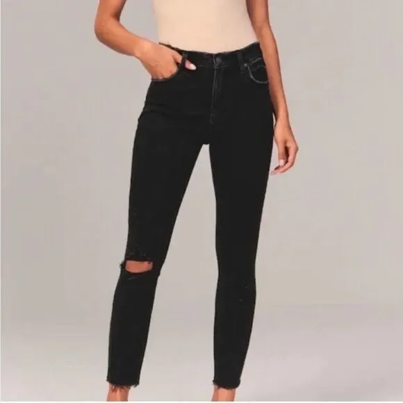 Abercrombie & fitch black ripped‎ skinny high rise jeans size 6 short