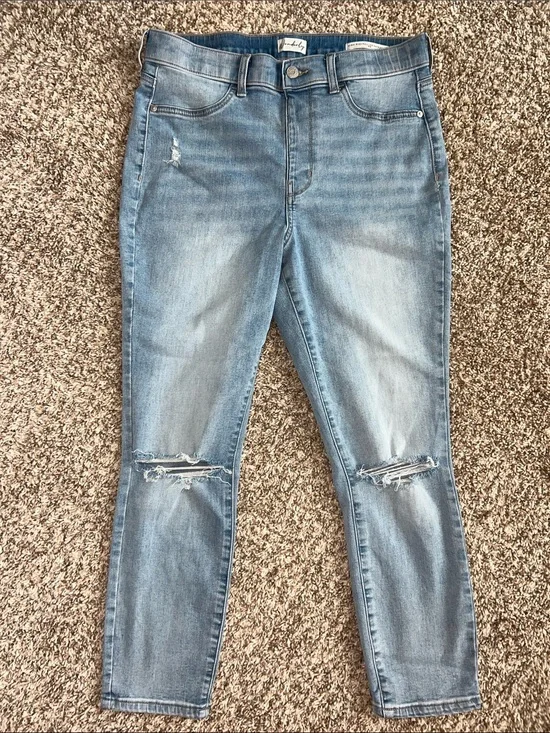 Wonderly Hi-Rise Skinny Crop Distressed Skinny Jeans Size 10R
