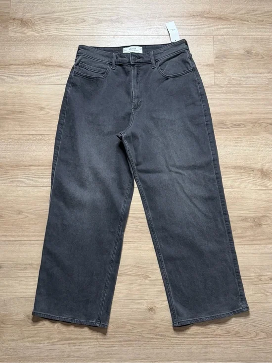 NWT Hollister Curvy Ultra High Rise Baggy Jeans Size 14 Petite