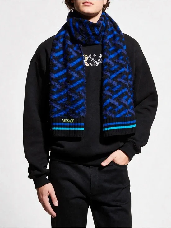 🇺🇸FIRM PRICE🇺🇸Authentic Versace Greca Wool Scarf Unisex