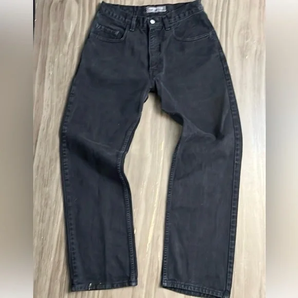 90’s VINTAGE SILVERTAB LEVIS LOOSE FIT BLACK JEANS MADE IN USA WOMENS 28