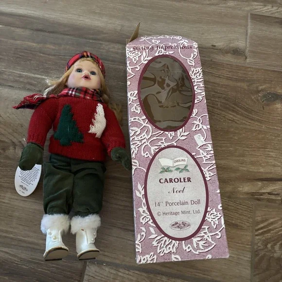 Heritage Mint Ltd Lasting Impressions Caroler Noel 14