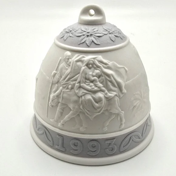 Vintage LLADRO 1993 Porcelain Bell Ornament Nativity‎ Holy Family Spain with Box