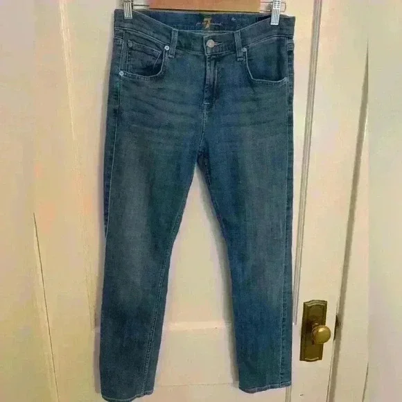 7 Seven for All Mankind, the Relaxed Skinny Light Washed Jeans, Womens Size 25