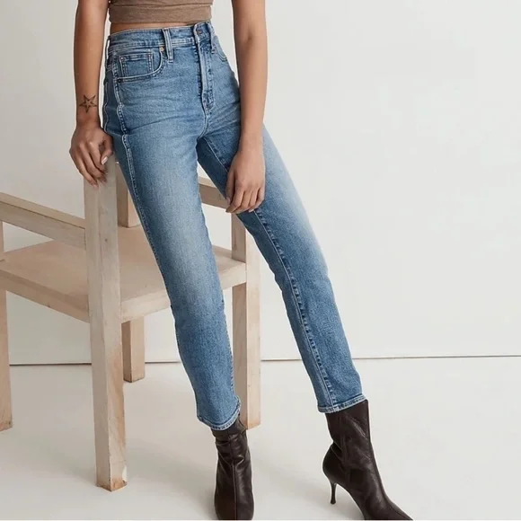 Madewell Stove Pipe Curvy Size 28 high rise 90s tapered ankle blue MOM jeans
