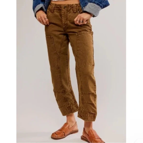 FREE PEOPLE x WE THE FREE SuperSonic Slim Cropped Brown Jeans Size 2