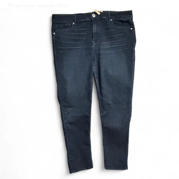 EXPRESS Blue Ankle Cropped Jeans with Slim Fit 12, Good Condition.