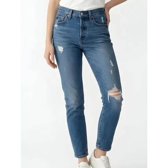 Levis Premium Wedgie Button Fly Distressed Blue Jeans Size 24