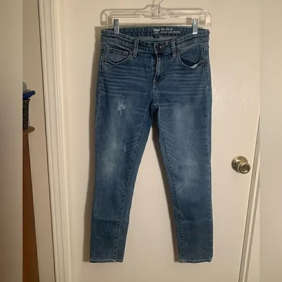 Gap EUC blue girlfriend straight leg jeans Size 2