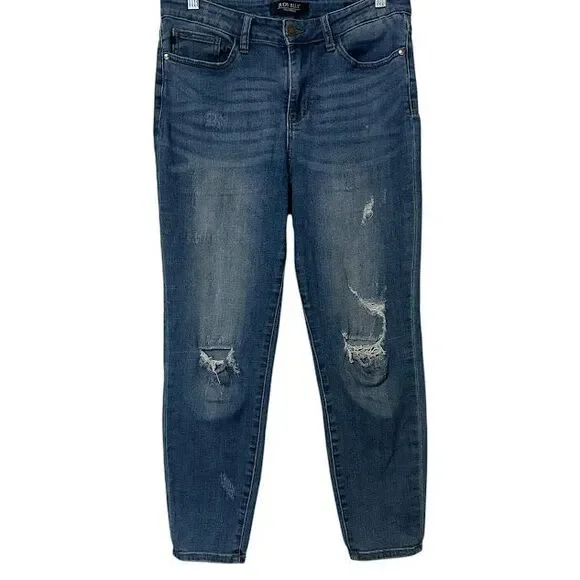 Judy Blue Relaxed Fit Ripped Distressed Stretch Jeans Womens‎ 30 JB8271