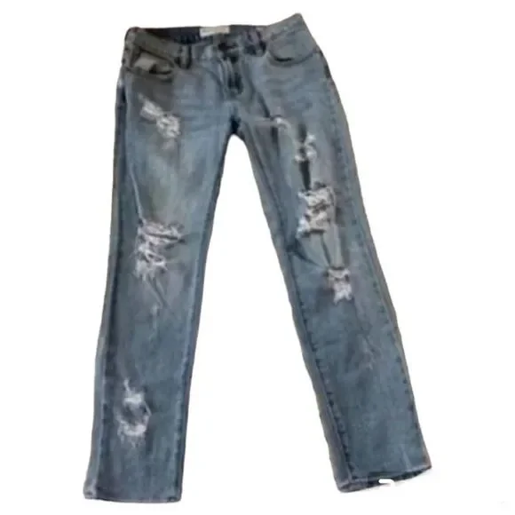 Bullhead Women's Skinny Boyfriend Distressed Jeans size 26