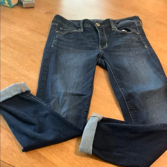 American Eagle Outfitters Blue Cropped Ankle Jeans with Faded Wash