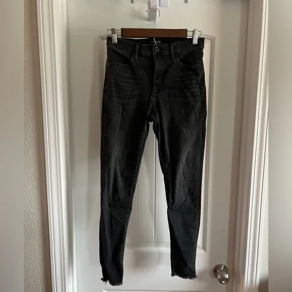 Banana Republic Skinny Jeans