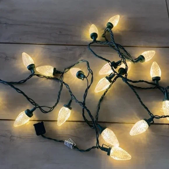 25 C9 Pure White LED Diamond Cut String Lights