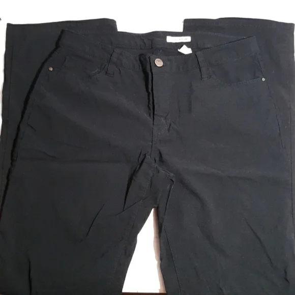 DkNY jeans 10 black stretchy comfortable