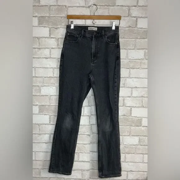 Abercrombie & Fitch Curve Love The Slim Straight Ultra High Rise Jeans Size 4