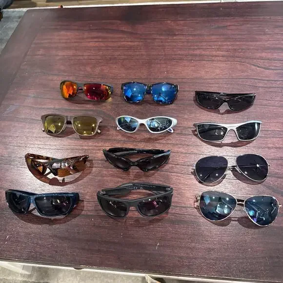 Lot of 12 - Men’s Sunglasses Hurley Maxx Xloop Prive Revaux Unbranded E34