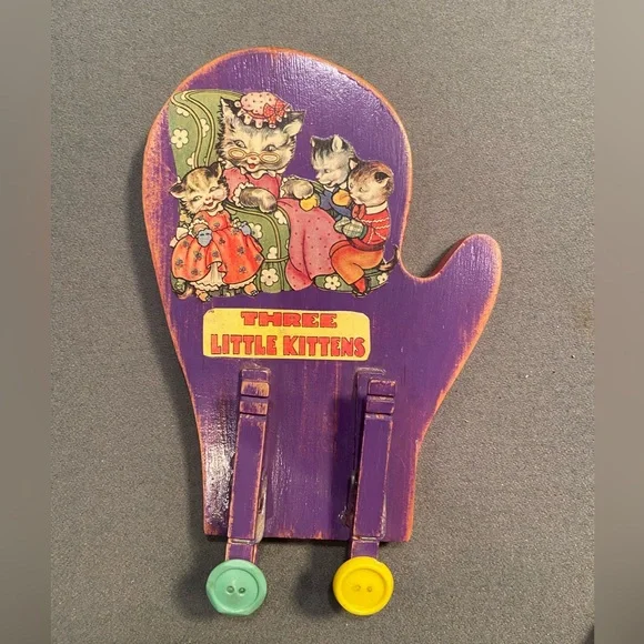 Children’s Mitten Holder, 3 Little Kittens,‎ wall hook, purple, buttons