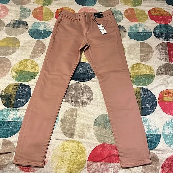 BRAND NEW Express Skinny Jeans