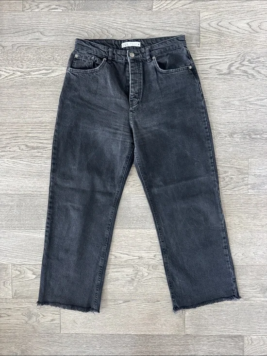 🌼Zara🌼 Washed Black Straight Ankle Jeans, Size 8