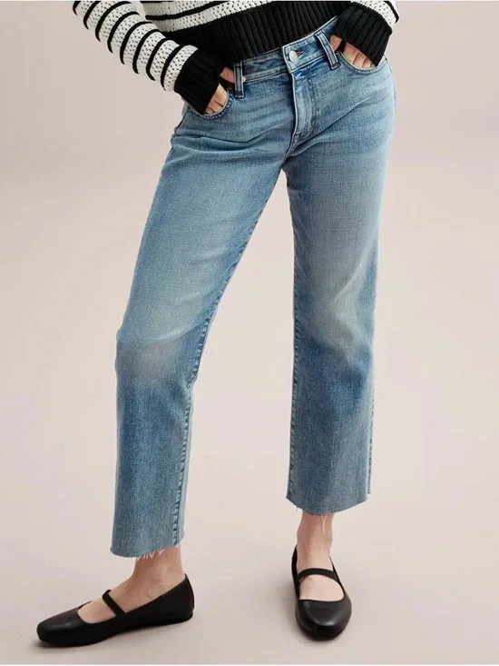 Classic Light Blue Straight-Leg Women's Jeans