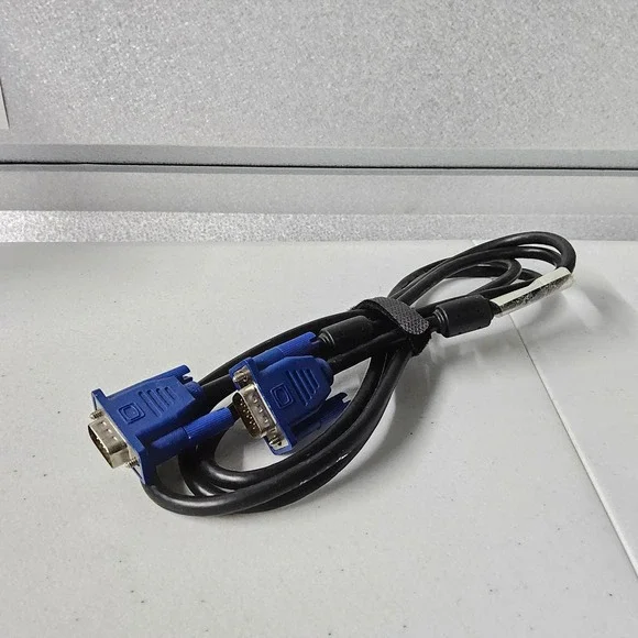 VGA Cable Monitor Cord Male‎ to Male Connector Video Display Wire Black