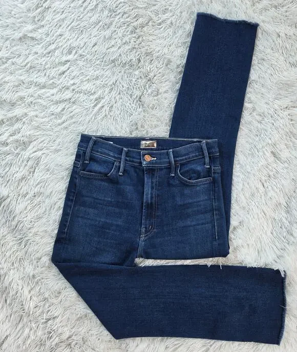 MOTHER Denim Hustler High Rise Flare Jeans Frayed Hem 28 / 6