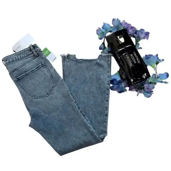 Tinseltown NWT High Rise Flare Jeans Juniors/Women 15/32