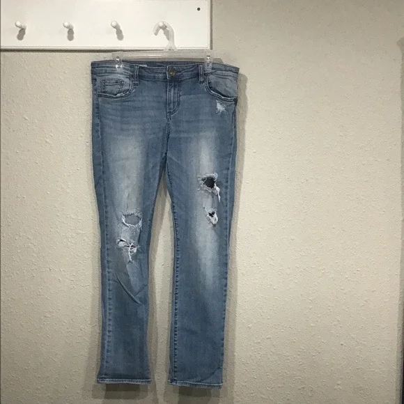 Kut From The Kloth Women's Boyfriend Jeans Size 10 Light Wash Distressed Ripped‎