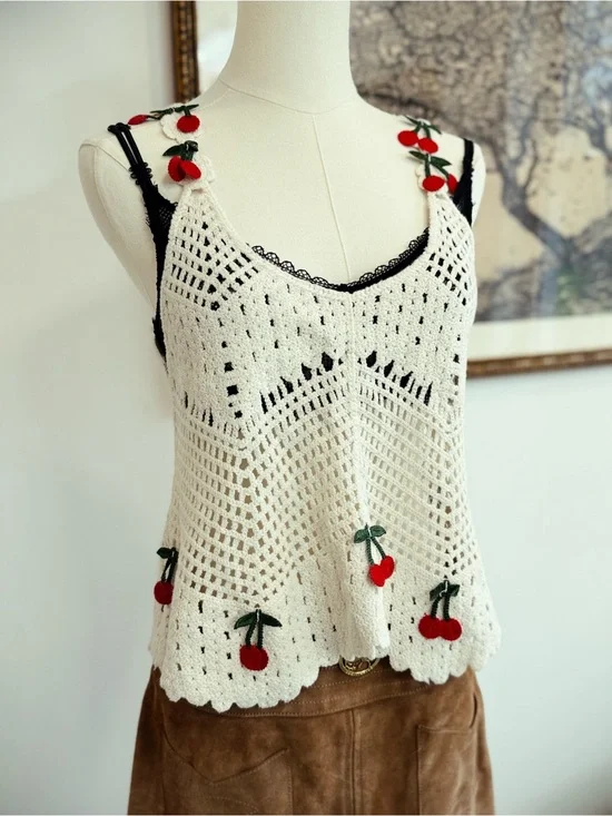 ✨ FREE PEOPLE crochet top