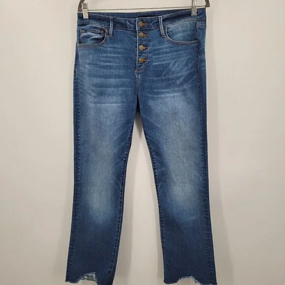 Button-Front Jagged Hem Cropped Straight-Leg Jeans