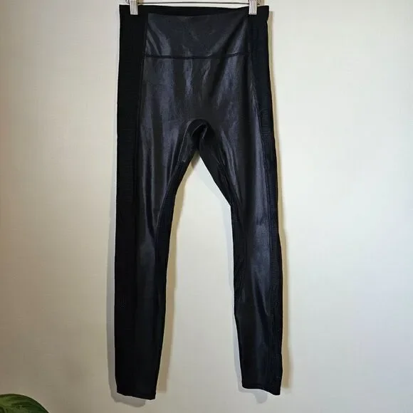 EUC LIKE NEW FABLETICS MOTION 365+ BY FABLETICS BLACK SOFT LEGGINGS SIZE MEDIUM