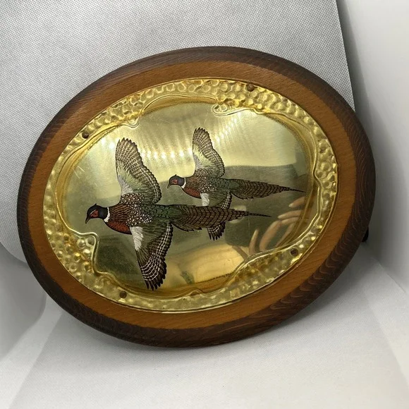 VTG Pheasant Plaque Wall Hanging Brass Colored Tin Wood Home Decor Camp Man Cave