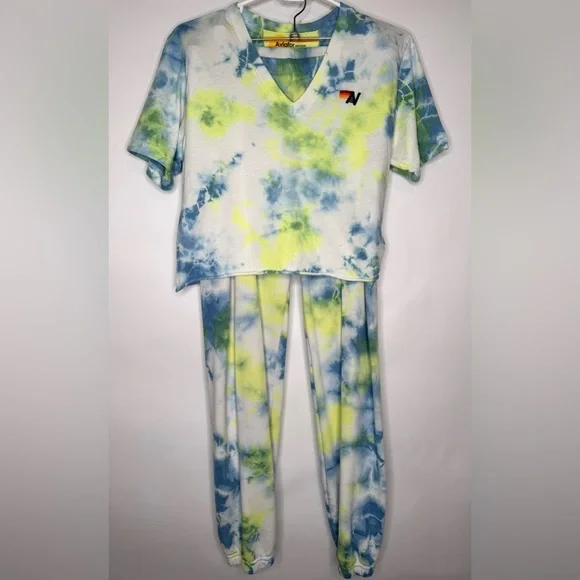 Aviator Nation Hand Dyed Basic Boyfriend V Neck Tee & Hand Dyed Sweatpants Set