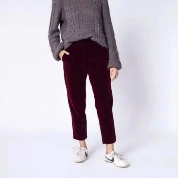 WildFang The Empower Velvet Crop Pant Burgundy Size 4 Soft Holiday Red‎ Tailored