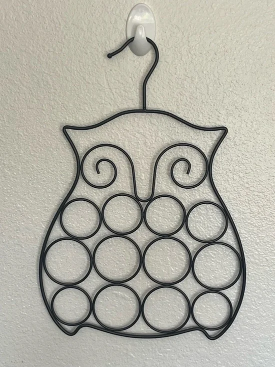 Brown  Owl  Metal Ring Hanger Scarf-Belt Holder Organizer
