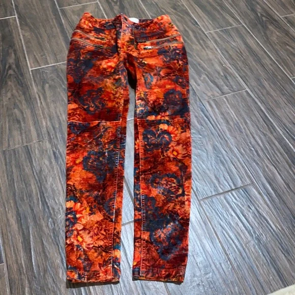 Free People velvet floral skinny pants