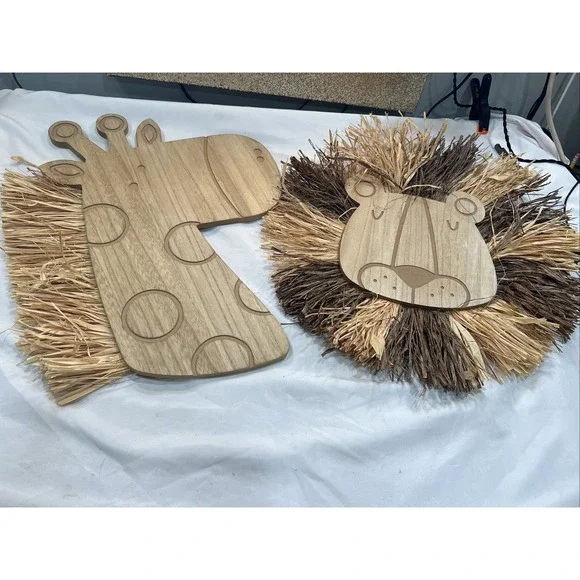 Lion & Giraffe Raffia Wall Decor‎ | Safari Jungle | Nursery | Kids Room | Decor