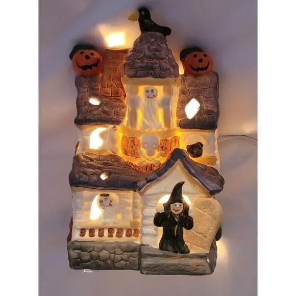 Haunted‎ House Light Up Village With Power Cord And Bulb