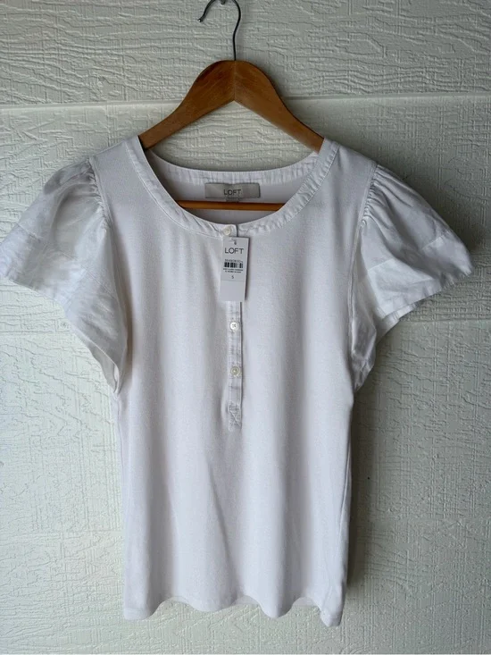 LOFT White Ribbed Button Front Top Small Puff Sleeve NWT
