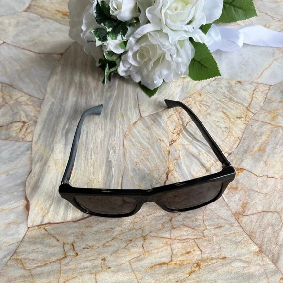 Gucci Black Rectangular Sunglasses Made in Italy‎ with Green Red Stripe Detail