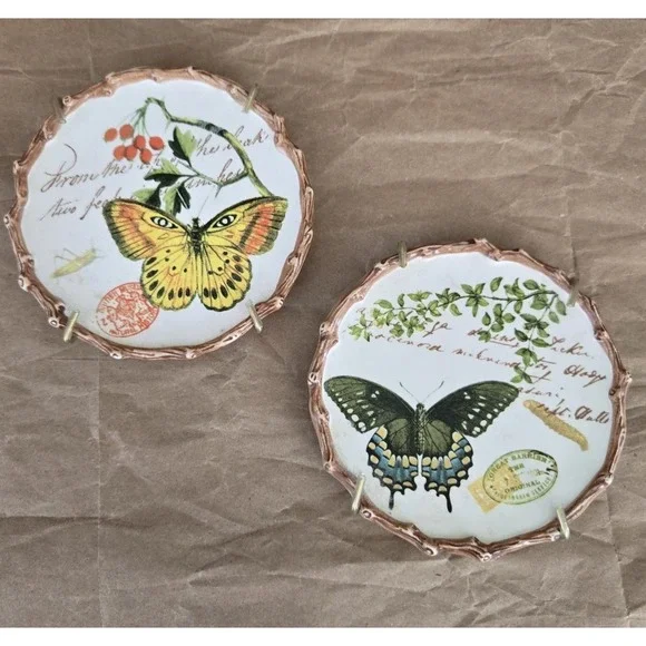 Set of 2 Mud Pie Nesting Wall Hanging Plates Butterflies Script Writing