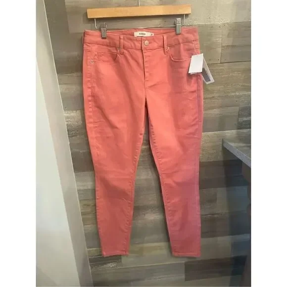 Just Fab women’s 29 NWT pink/coral skinny jeans w/front back pockets