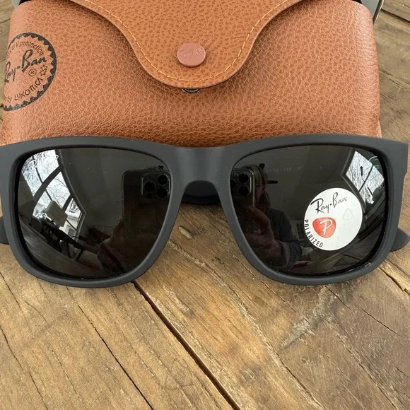 NWB Ray-Ban Justin Sunglasses