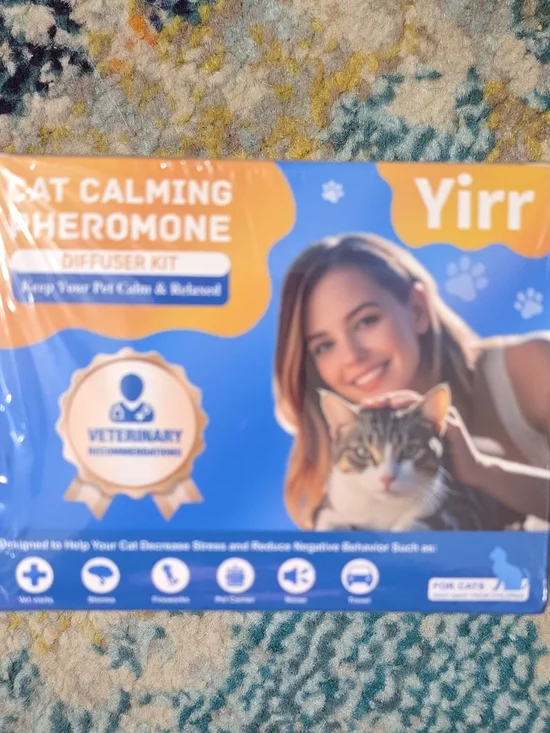 Cat Calming Pheromone Diffuser Kit - Blue/Orange