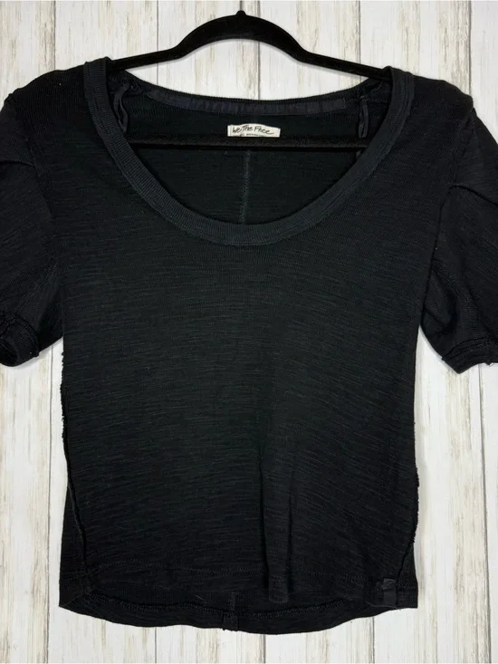 Free People Puffy Sleeve black tee XS