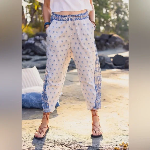 ⭐️Market of Stars⭐️ Head In The Clouds Artist Boho Comfy Cropped Pants