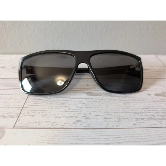 INVU Swiss Men's Polarized Sunglasses‎ 157-C1